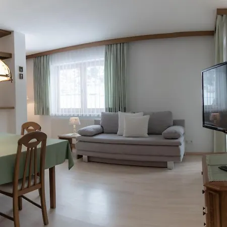 Das Alpenblick & Outdoor Lodge Nauders Exterior foto
