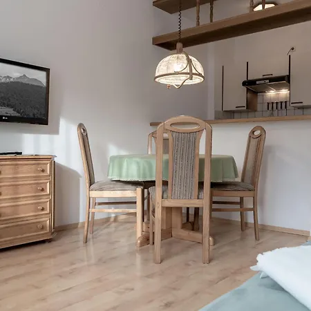 Das Alpenblick & Outdoor Lodge Nauders Exterior foto