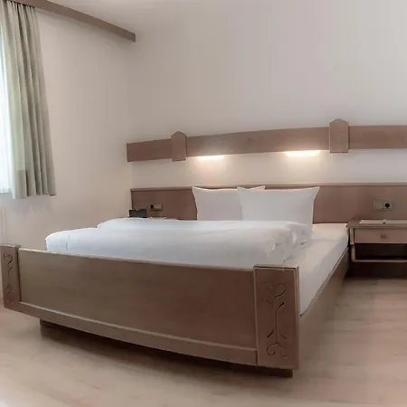 Das Alpenblick & Outdoor Lodge Nauders Exterior foto