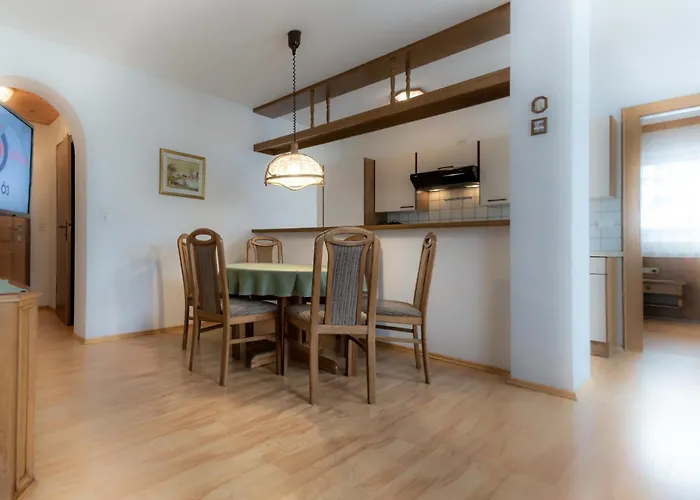 Das Alpenblick & Outdoor Lodge Nauders